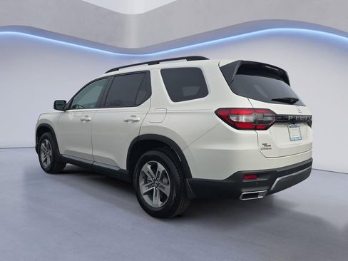 New 2026 Honda Pilot EX-L image 3