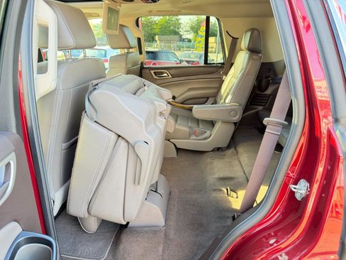 Used 2017 GMC Yukon Denali w/ Open Road Package AWD/4WD image 37