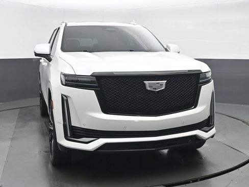 Used 2021 Cadillac Escalade Sport Platinum w/ Heavy-Duty Trailer Package AWD/4WD image 8
