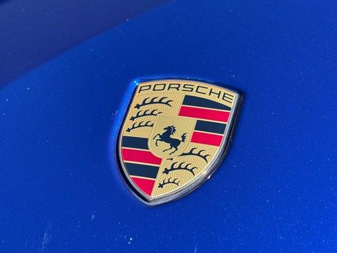 Certified 2025 Porsche Macan image 27