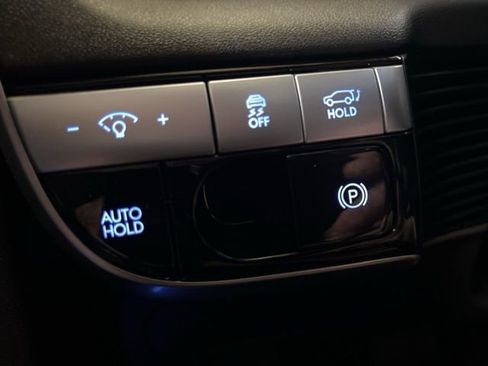 Used 2024 Hyundai Ioniq 5 Limited image 42