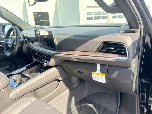 New 2026 Chevrolet Tahoe LT w/ Comfort Package AWD/4WD image 34