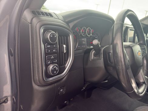 Certified 2019 Chevrolet Silverado 1500 LT w/ All-Star Edition AWD/4WD image 15