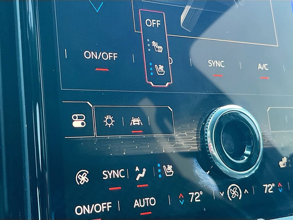 Used 2024 GMC Acadia Denali w/ Super Cruise Package FWD image 20