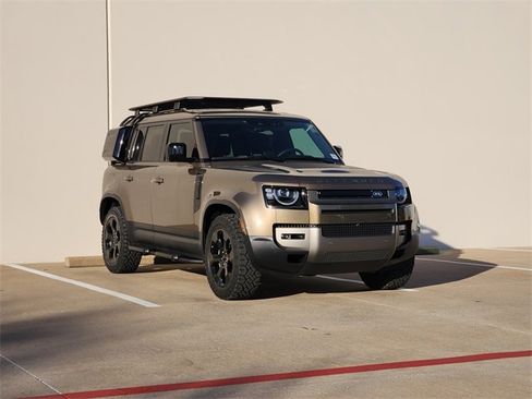 New 2026 Land Rover Defender 110 S image 2