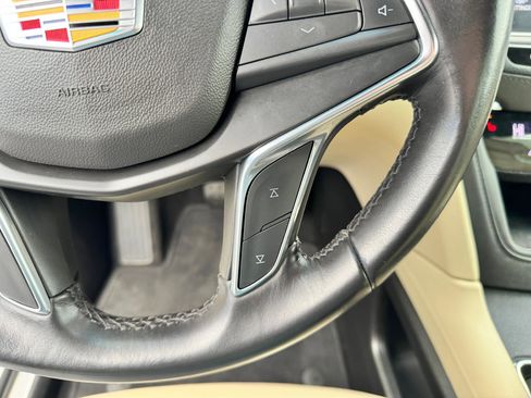 Used 2019 Cadillac XT5 AWD image 25