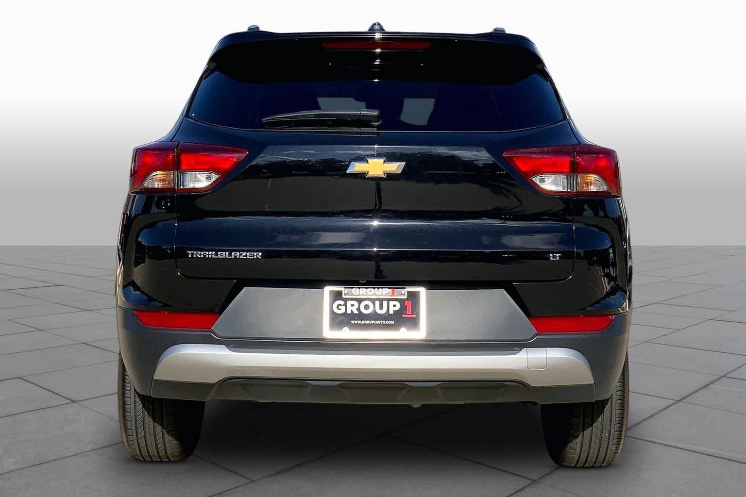 Used 2025 Chevrolet TrailBlazer LT FWD image 5