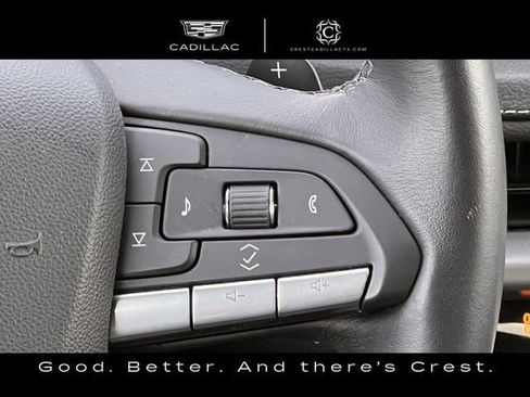Used 2025 Cadillac XT4 Premium Luxury FWD image 16