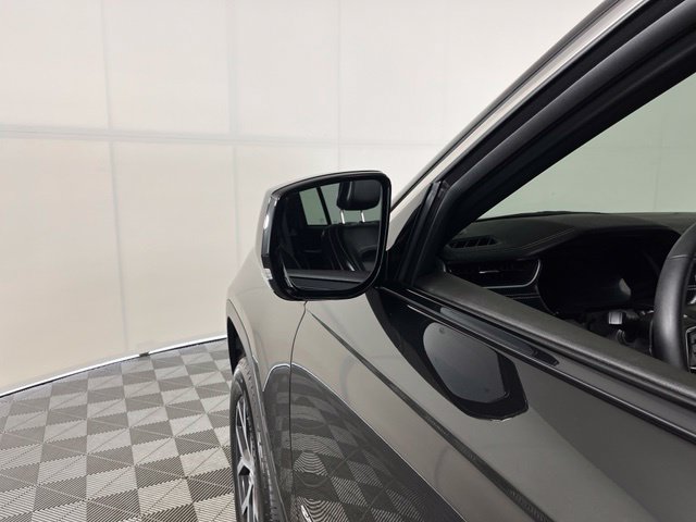 Used 2025 Jeep Grand Cherokee Limited AWD/4WD image 14