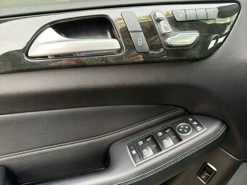 Used 2018 Mercedes-Benz GLE 350 4MATIC image 13