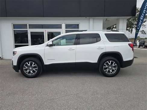 Certified 2023 GMC Acadia SLT image 4
