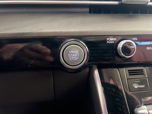 Certified 2024 Kia Carnival SX image 55