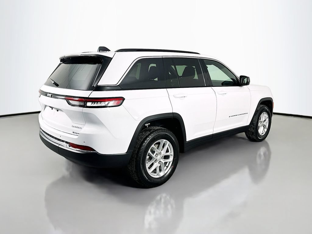 New 2026 Jeep Grand Cherokee Laredo X RWD image 7