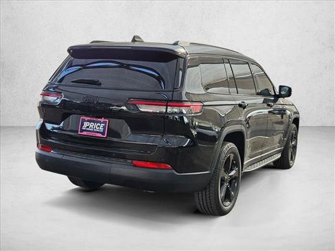 Used 2023 Jeep Grand Cherokee L Laredo AWD/4WD image 5
