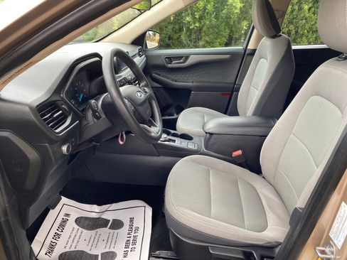 Used 2020 Ford Escape S image 35