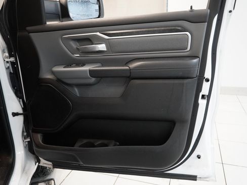 Used 2019 RAM 1500 Big Horn image 29