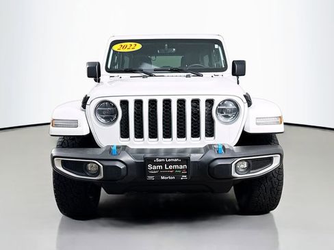 Used 2022 Jeep Wrangler Unlimited Sahara image 2