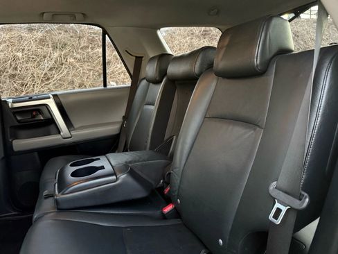 Used 2010 Toyota 4Runner SR5 image 20