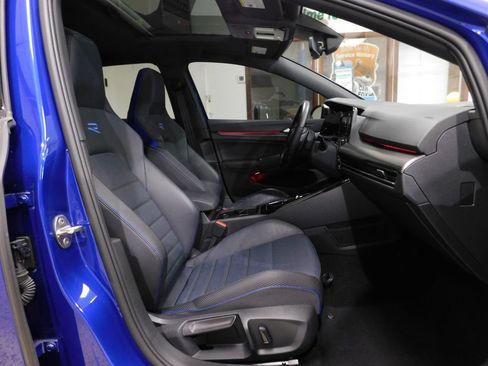 Used 2024 Volkswagen Golf R AWD/4WD image 92