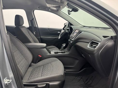 Used 2024 Chevrolet Equinox LT w/ LPO, Floor Liner Package FWD image 29