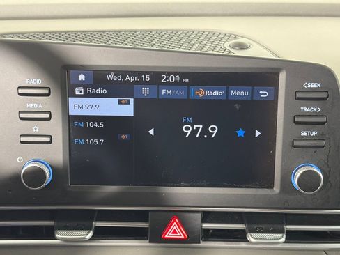 Used 2025 Hyundai Elantra Sport image 28