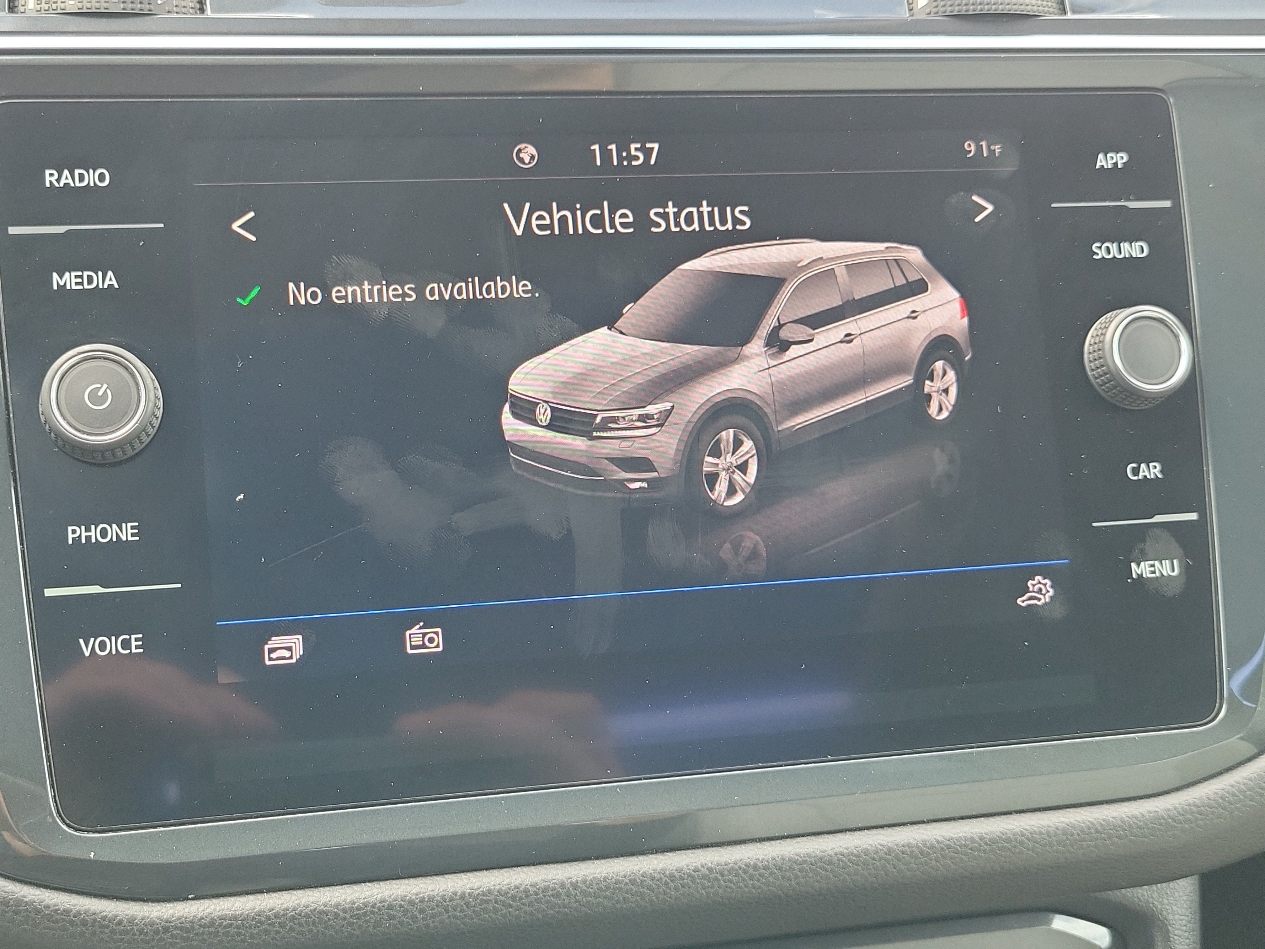Used 2020 Volkswagen Tiguan SE w/ Panoramic Sunroof Package FWD image 27