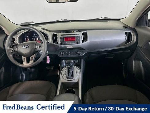 Used 2016 Kia Sportage LX image 15
