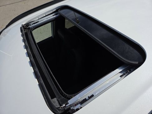 Used 2025 Honda CR-V Sport-L image 4