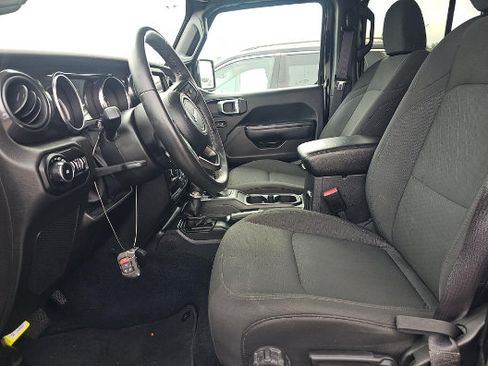 Used 2022 Jeep Wrangler Unlimited Sport AWD/4WD image 5