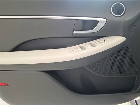 New 2026 Hyundai Sonata SE FWD image 9