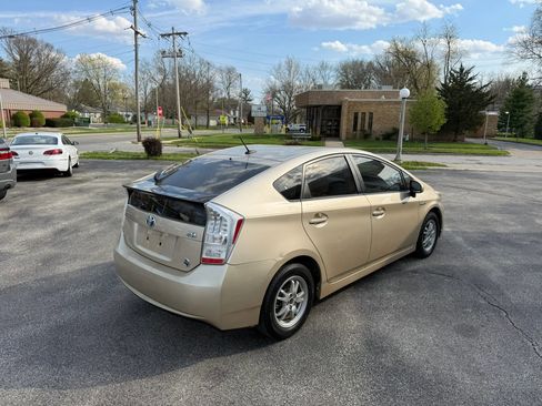 Used 2010 Toyota Prius Two image 5