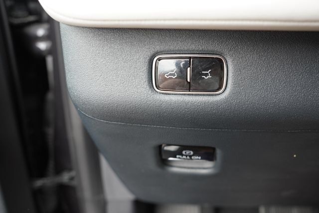 Used 2025 Lincoln Navigator L Reserve AWD/4WD image 29