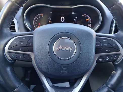 Certified 2022 Jeep Grand Cherokee Limited w/ Trailer Tow Group IV image 39