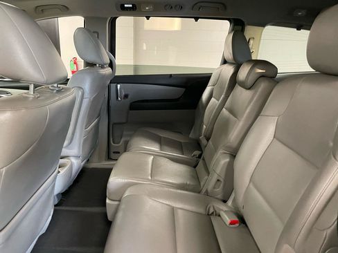 Used 2014 Honda Odyssey EX-L image 14