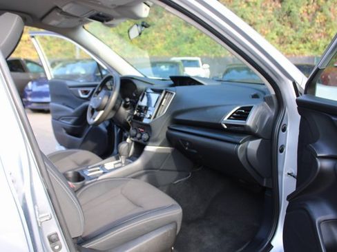 Used 2019 Subaru Forester Premium image 26