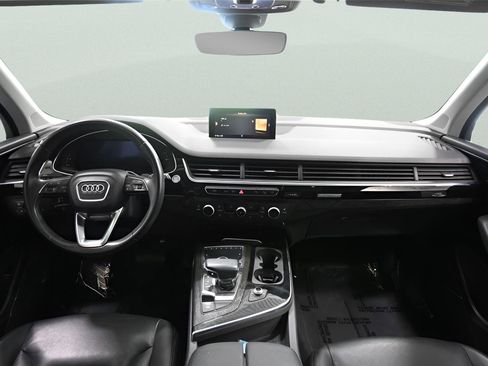 Used 2018 Audi Q7 3.0T Premium Plus w/ Premium Plus Package AWD/4WD image 14