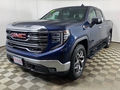 Used 2022 GMC Sierra 1500 SLT w/ SLT Convenience Package