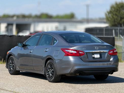 Used 2017 Nissan Altima 2.5 S w/ Power Driver Seat Package image 10