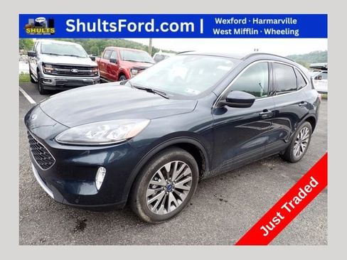 Used 2022 Ford Escape Titanium AWD/4WD image 1