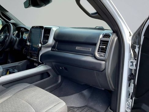 Used 2025 RAM 3500 Big Horn AWD/4WD image 29