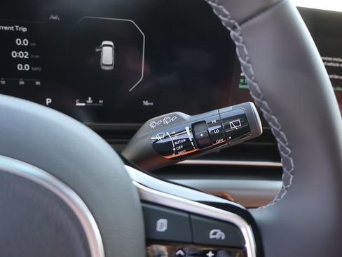 New 2026 Kia Carnival SX FWD image 27