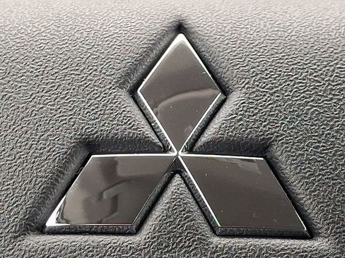 New 2026 Mitsubishi Outlander ES AWD/4WD image 11