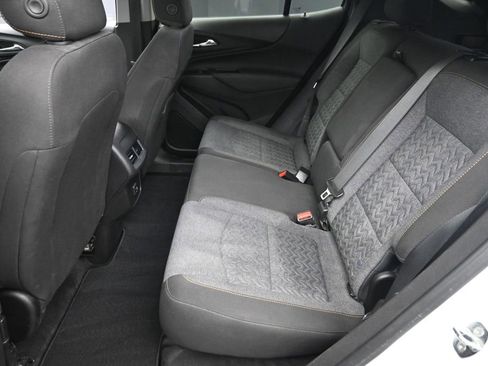 Used 2023 Chevrolet Equinox LT FWD image 11