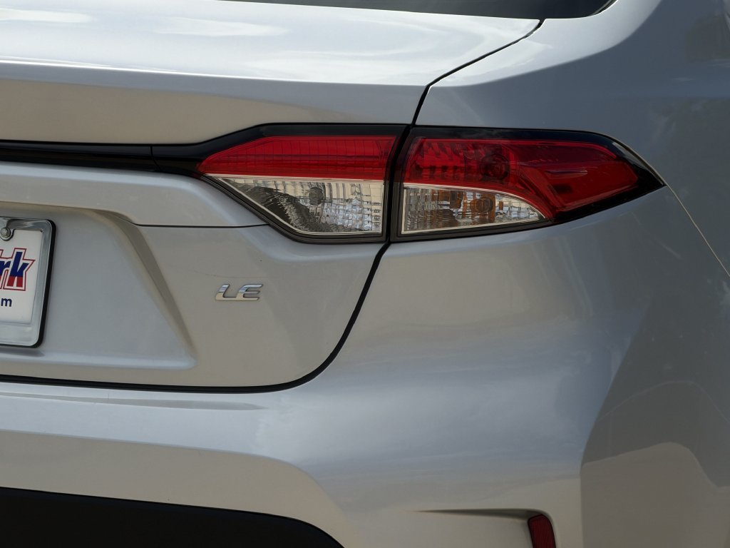 Used 2024 Toyota Corolla LE FWD image 7