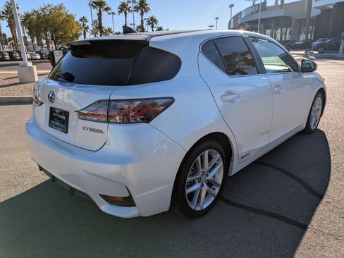 Used 2016 Lexus CT 200h image 5