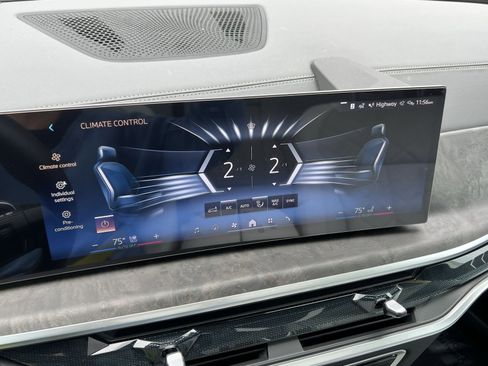 Used 2026 BMW X5 xDrive40i w/ M Sport Package image 18