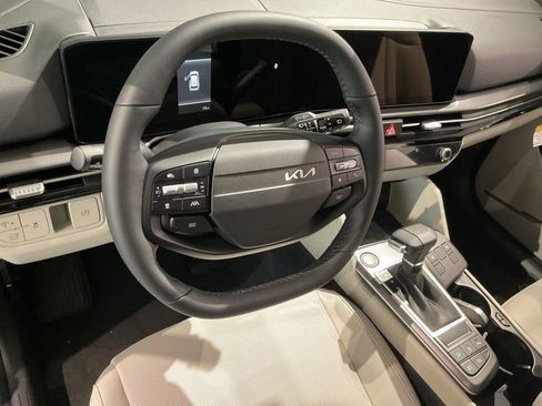 New 2026 Kia Sportage EX image 11