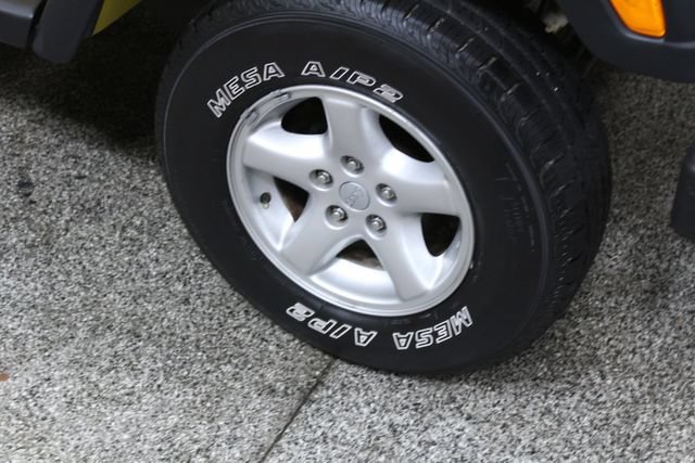 Used 2004 Jeep Wrangler X w/ Wheel Plus Group AWD/4WD image 21