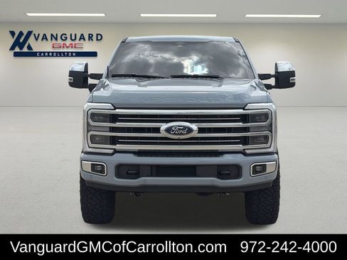 Used 2025 Ford F250 Platinum w/ Platinum Plus Package AWD/4WD image 1
