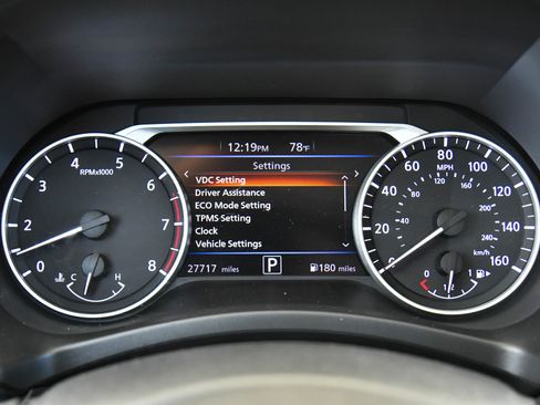 Used 2025 Nissan Sentra SV FWD image 24